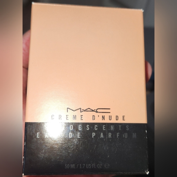 2016 Creme D'Nude by MAC Cosmetics EDP / Eau De Parfum Perfume; 50ml / 1.7 fl.oz - Picture 9 of 15